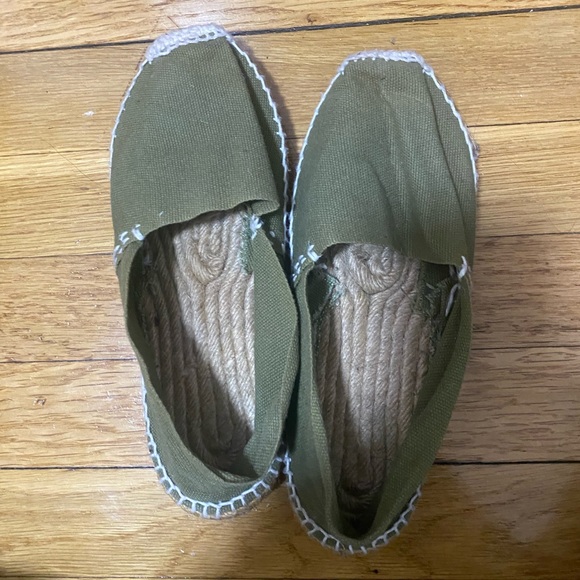 Olive green espadrilles - Picture 4 of 4